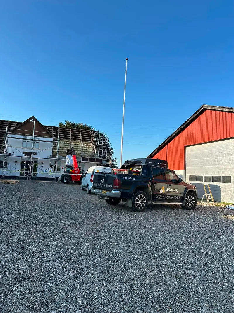 Bygningen på pladsen