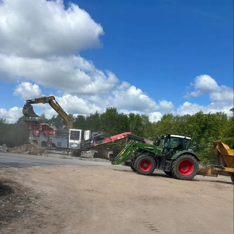 Knuser og traktor